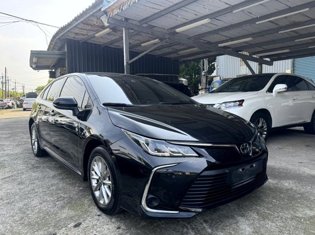 TOYOTA豐田 ALTIS  第2張相片