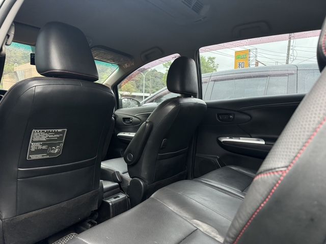 TOYOTA豐田 WISH  第8張相片
