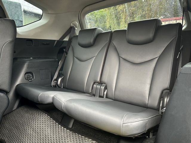 TOYOTA豐田 PRIUS ALPHA  第10張相片