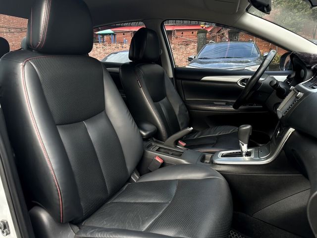 NISSAN日產 SENTRA  第6張相片