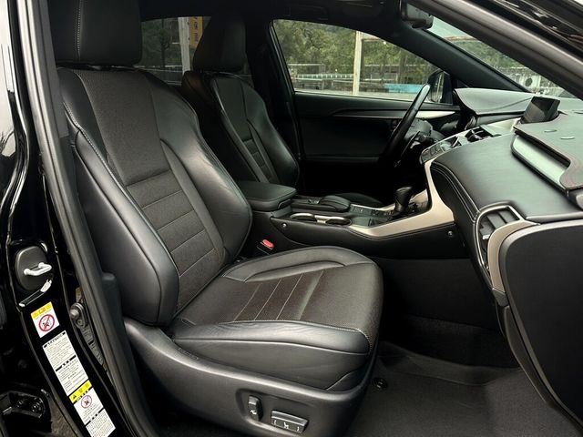 LEXUS凌志 NX200T  第8張相片