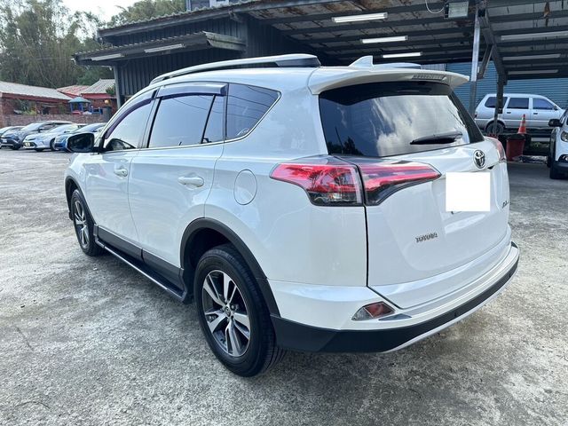 TOYOTA豐田 RAV4  第4張相片