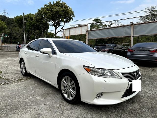 LEXUS凌志 ES250  第2張相片