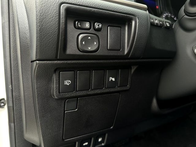 LEXUS凌志 ES250  第9張相片