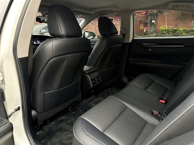 LEXUS凌志 ES250  第13張相片