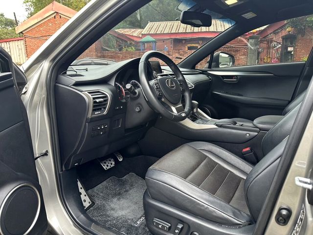LEXUS凌志 NX200T  第10張相片