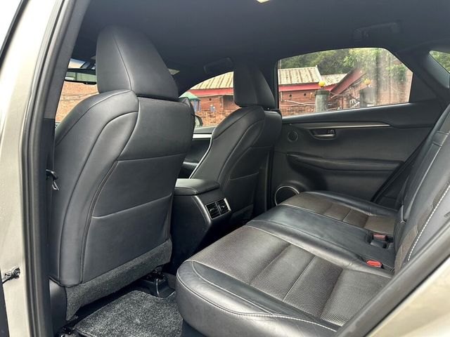 LEXUS凌志 NX200T  第12張相片