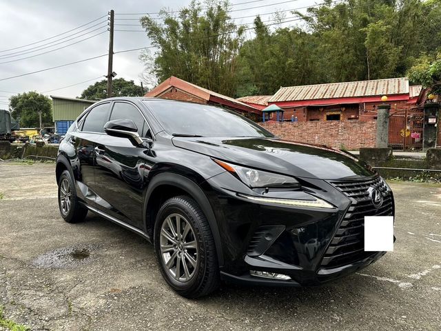 LEXUS凌志 NX200  第2張相片