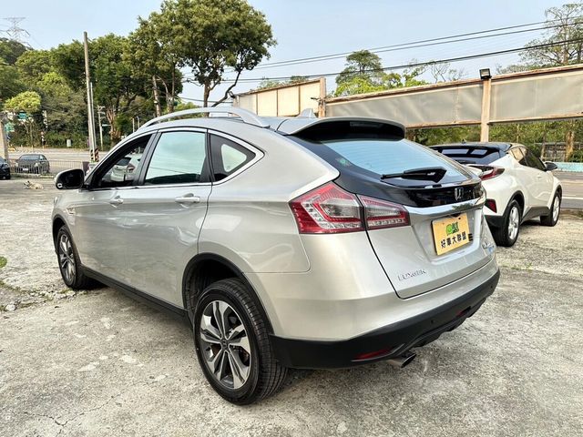 LUXGEN納智捷 U6 TURBO  第4張相片