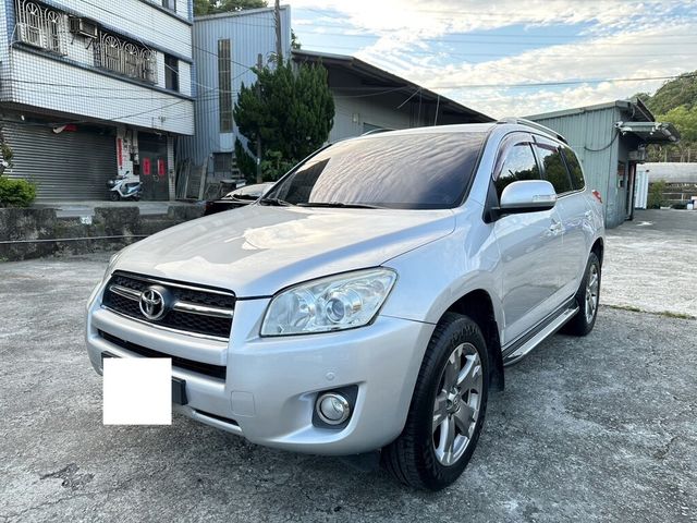 TOYOTA豐田 RAV4  第1張相片