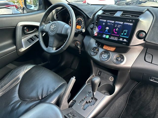 TOYOTA豐田 RAV4  第7張相片
