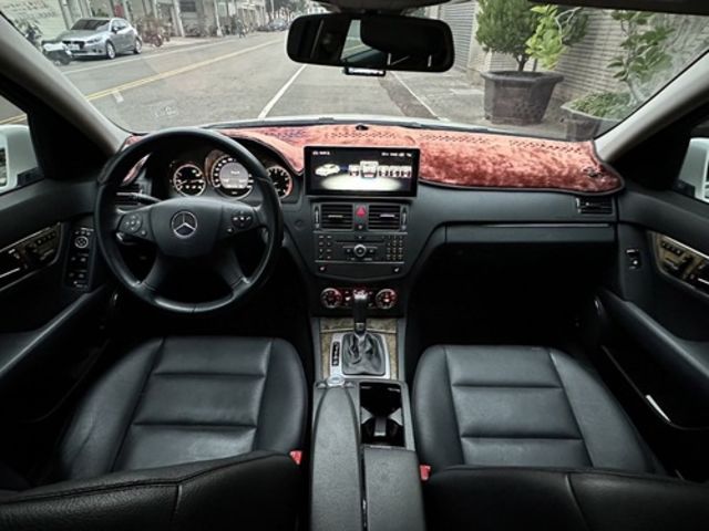 M-BENZ賓士 C300  第7張相片
