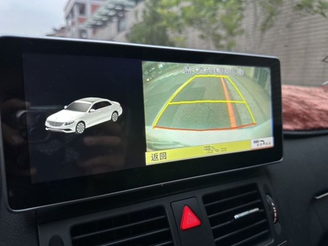 M-BENZ賓士 C300  第15張相片