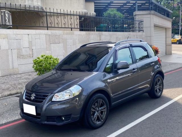 SUZUKI鈴木 SX4  第1張相片
