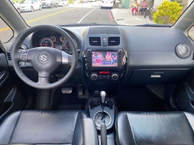 SUZUKI鈴木 SX4  第5張相片