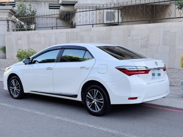 TOYOTA豐田 ALTIS  第4張相片