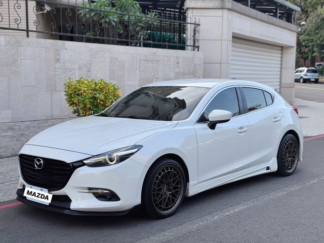 MAZDA馬自達 MAZDA 3  第1張相片