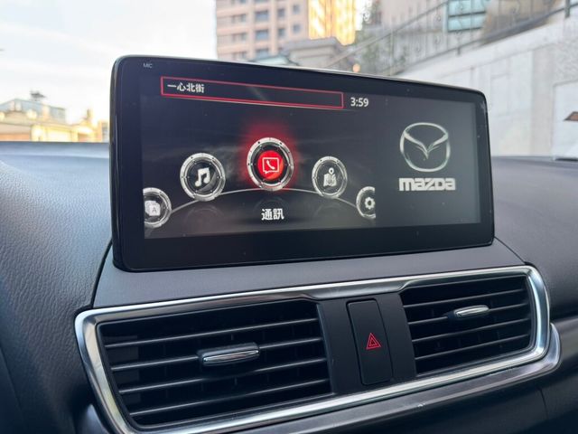MAZDA馬自達 MAZDA 3  第15張相片