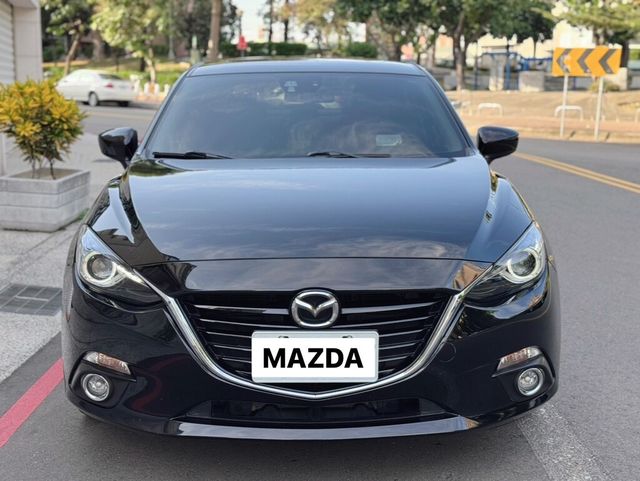 MAZDA馬自達 MAZDA 3  第3張相片