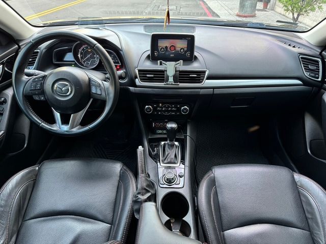 MAZDA馬自達 MAZDA 3  第5張相片