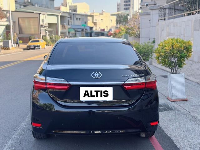 TOYOTA豐田 ALTIS  第4張相片