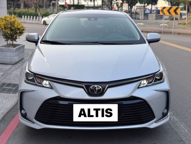 TOYOTA豐田 ALTIS  第5張相片