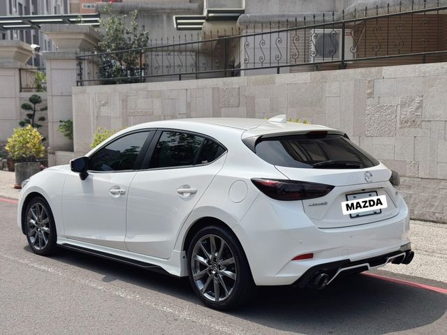 MAZDA馬自達 MAZDA 3  第2張相片