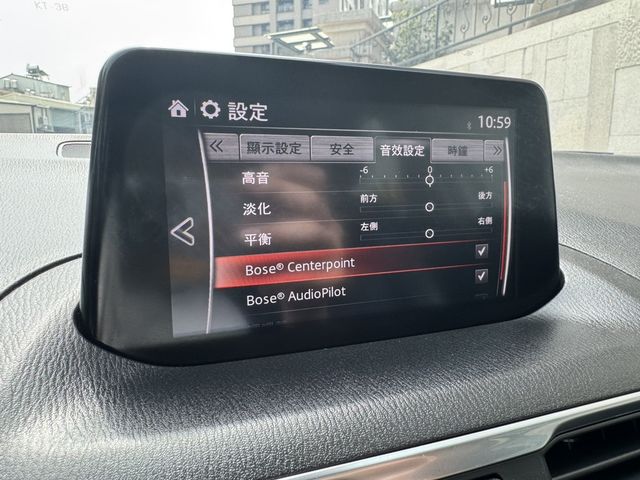 MAZDA馬自達 MAZDA 3  第12張相片