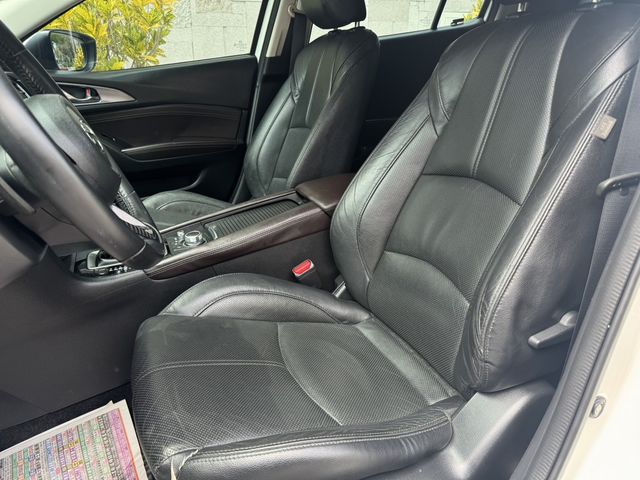 MAZDA馬自達 MAZDA 3  第18張相片