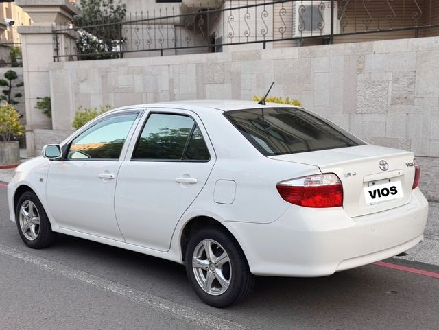 TOYOTA豐田 VIOS  第2張相片