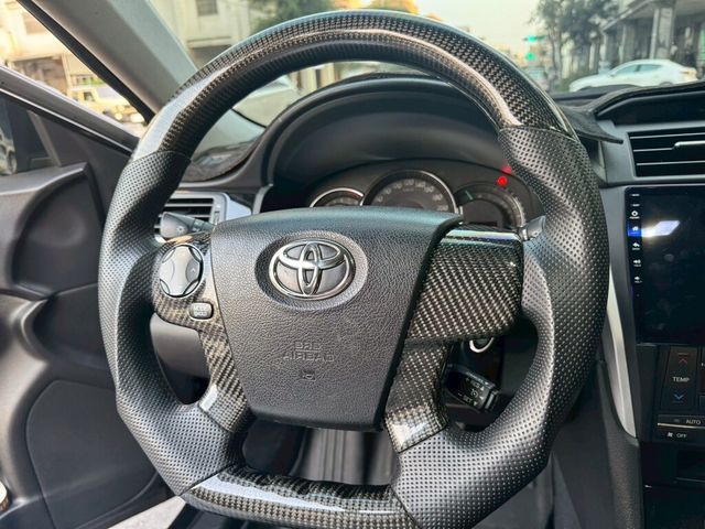 TOYOTA豐田 CAMRY  第9張相片