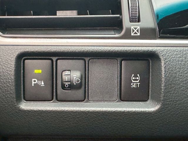 TOYOTA豐田 CAMRY  第13張相片