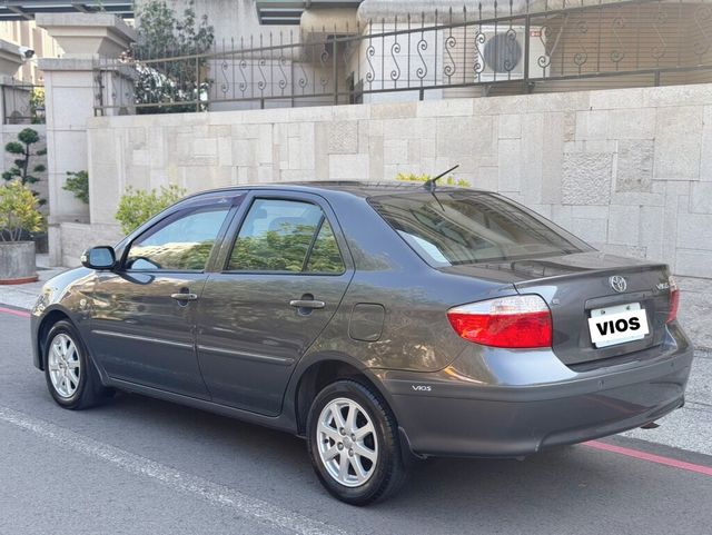 TOYOTA豐田 VIOS  第2張相片