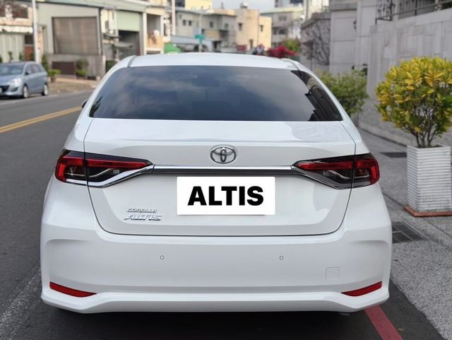TOYOTA豐田 ALTIS  第5張相片