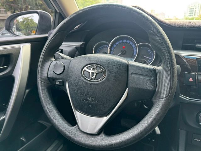 TOYOTA豐田 ALTIS  第11張相片