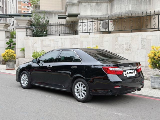 TOYOTA豐田 CAMRY  第2張相片
