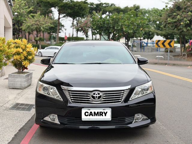 TOYOTA豐田 CAMRY  第3張相片
