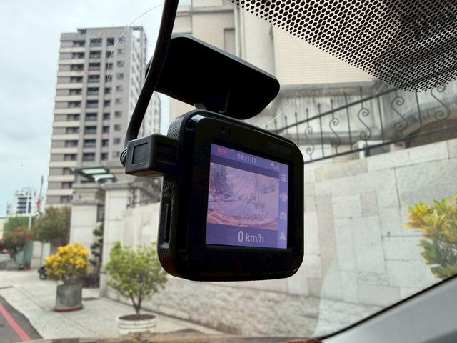 TOYOTA豐田 CAMRY  第9張相片