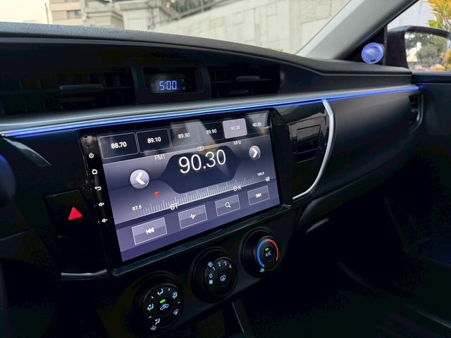 TOYOTA豐田 ALTIS  第6張相片