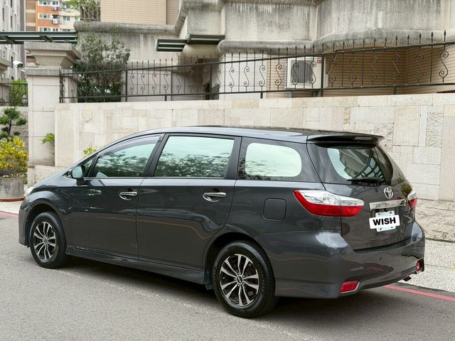 TOYOTA豐田 WISH  第2張相片