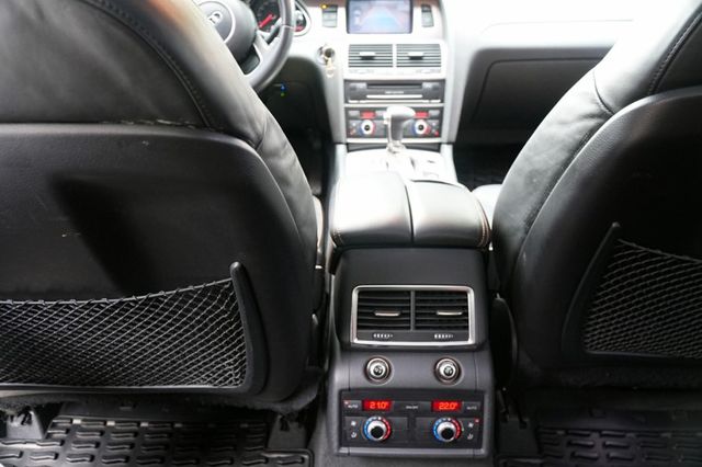 全新4條輪胎，搭載3.0L V6渦輪引擎與四驅系統，提供強勁動力和穩定操控，豪華內裝以高品質材料打造。  第15張相片