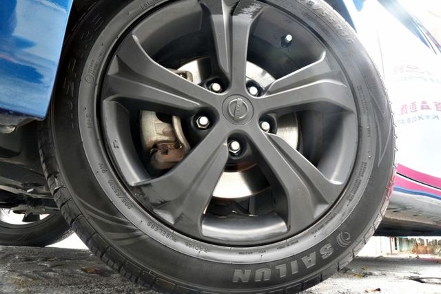 車況極佳，內裝乾淨舒適，搭載節能省油引擎與先進安全配備，駕駛輕鬆穩定，低里程數，空間寬敞。  第7張相片