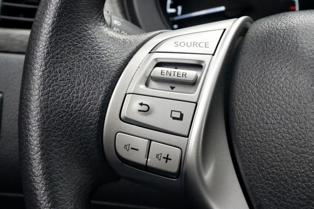 車況極佳，內裝乾淨舒適，搭載節能省油引擎與先進安全配備，駕駛輕鬆穩定，低里程數，空間寬敞。  第13張相片