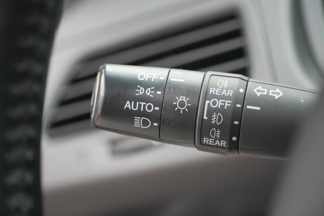 一手車老闆坐駕!［4WD］S版最頂級版本!快撥/導航/倒顯/天窗/電動椅/恆溫  第13張相片