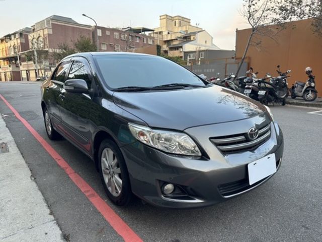 TOYOTA豐田 ALTIS  第3張相片