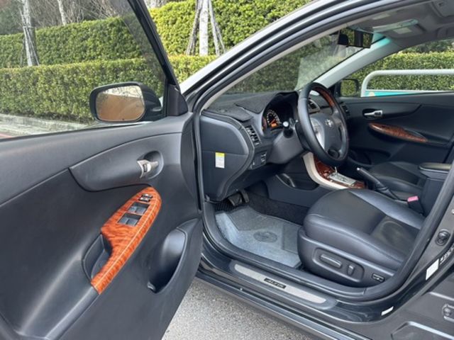 TOYOTA豐田 ALTIS  第6張相片