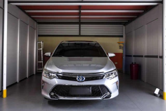 TOYOTA豐田 CAMRY HYBRID  第2張相片