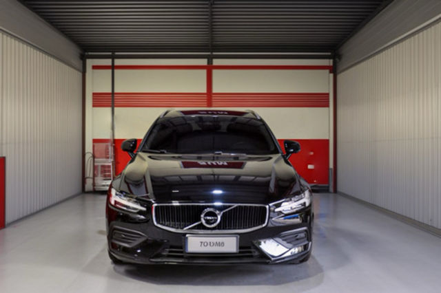 VOLVO富豪 V60  第1張相片