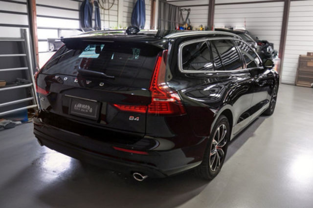 VOLVO富豪 V60  第2張相片