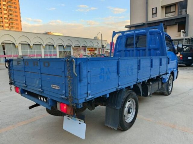 FORD福特 ECONOVAN  第3張相片